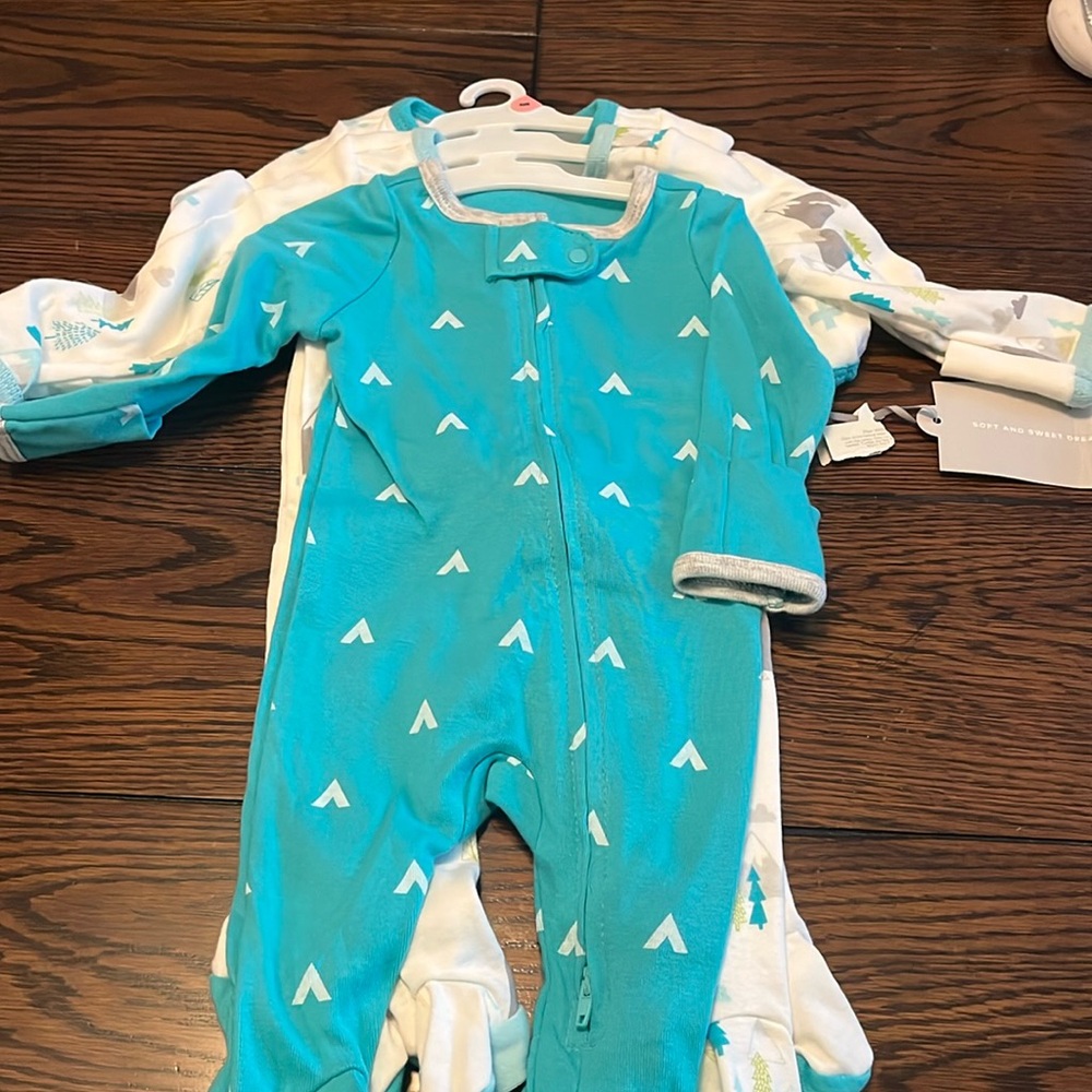 Newborn sleeper set . 3 piece